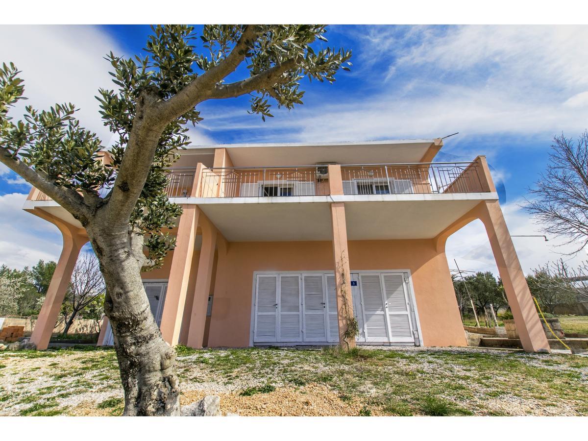Apartments Dario Rovanjska Exterior foto